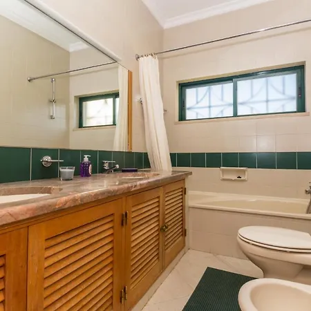 Ocean By Algarvemanta דירה